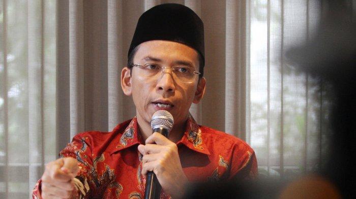 TGH Muhammad Zainul Majdi atau Tuan Guru Bajang (TGB) saat menggelar konferensi pers terkait pemberitaan Majalah Tempo di kawasan Pakubuwono, Jakarta Selatan, Rabu (19/9/2018). 