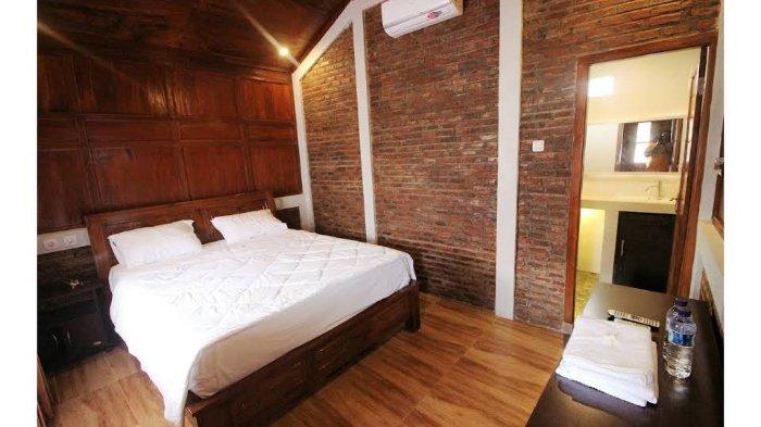 The Royal Joglo Budget Room