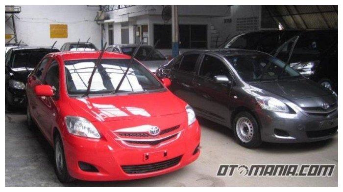 Toyota All New Limo bekas