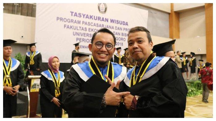 Wisuda S3 Dahnil Anzar Simanjuntak
