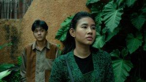 Film-Indonesia-Penyalin-Cahaya-Akan-Segera-Tayang-di-Netflix-Catat-Tanggalnya.jpg