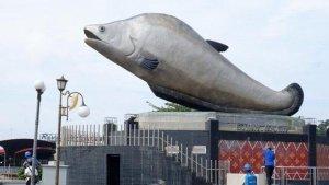 Ikon-Baru-Kota-Palembang-Tugu-Ikan-Belido.jpg