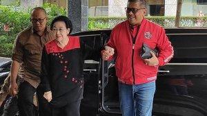 Ketua-Umum-PDI-P-Megawati-Soekarnoputri-dan-Sekjen-PDI-P-Hasto-Kristiyanto.jpg