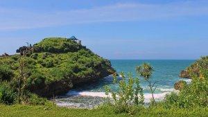 Pantai-Nglimun.jpg