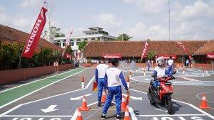 Safety-Riding-Lab-Astra-Honda-Hadir-di-Tasikmalaya.jpg
