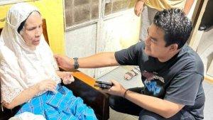 Video-Viral-Anak-Aniaya-Ibu-yang-Lumpuh-Seret-dan-Tampar-Pipi-Sang-Ibu-Aksi-Keji-Direkam-Menantu.jpg