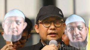 penyidik-kpk-novel-baswedan-serta-sejumlah-aktivis-antikorupsi-dan-wadah-pegawai.jpg