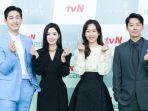 5-Fakta-Menarik-di-Balik-Drama-Korea-You-Are-My-Spring-yang-Sudah-Tayang-di-Netflix.jpg