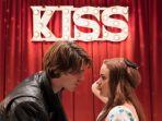 5-hal-menarik-yang-dapat-dinantikan-dari-film-the-kissing-booth-2.jpg