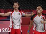 Apriyani-Rahayu-dan-Greysia-Polii-merayakan-kemenangannya-2.jpg