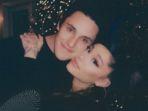 Ariana-Grande-resmi-menikah-dengan-kekasihnya-Dalton-Gomez.jpg