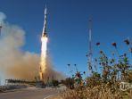 Badan-Antariksa-Rusia-Roscosmos-menunjukkan-pesawat-ruang-angkasa-Soyuz-MS-19.jpg