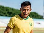 Bek-Persebaya-Surabaya-Arif-Satria.jpg