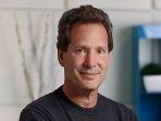 Dan-Schulman.jpg