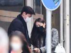 Dispatch-Rilis-Foto-Kencan-Hyomin-T-Ara-dengan-Bintang-Sepak-Bola-Hwang-Ui-Jo-di-Depan-Hotel.jpg