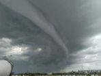 Mengenal Lebih Dekat Awan Arcus yang Viral di Media Sosial, Disebut Mirip Awan Tsunami