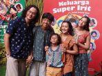 Film - Keluarga Super Irit (2025)