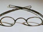 Gambar-Kacamata.jpg