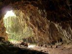 Gua-Malawang.jpg