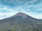 Gunung-Semeru-Jatim.jpg