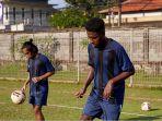Habel-Boas-Inzaghi-Isir-kanan-saat-berlatih-bersama-RANS-Cilegon-FC.jpg