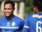 Hendra-Wijaya-saat-melakoni-latihan-bersama-PSIM-Yogyakarta.jpg