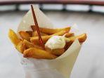 Ilustrasi-Pommes-Frites-camilan-khas-Belgia.jpg