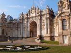 Istana-Dolmabahce-1.jpg