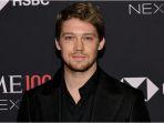 Sosok Joe Alwyn, Aktor Inggris yang Kini Jadi Mantan Taylor Swift Usai Jalani 6 Tahun Pacaran