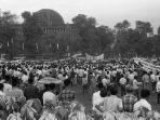 Kampanye-partai-NU-Wilajah-DKI-Jakarta-di-lapangan-Banteng-Jumat-25-Juni-1971.jpg