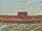 Kelompok-Suporter-Sriwijaya-Mania.jpg