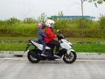 Kiat-Cari-Aman-Bonceng-Anak-Naik-Motor-2.jpg