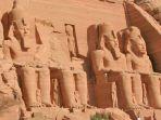 Kuil-Abu-Simbel-1.jpg