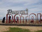 Landmark-Pantai-Batakan.jpg