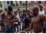 Dijuluki Ironman, Pria Suka Pukul Tubuhnya dengan Palu: Tak Terluka Sedikit pun