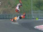 Marc-Marquez-crash-di-sesi-pemanasan-MotoGP-Mandalika-2022.jpg