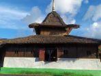 Masjid-Wapauwe-2.jpg
