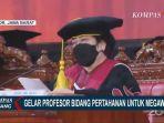 Megawati-Soekarnoputri-Resmi-Mendapatkan-Gelar-Profesor-Kehormatan-dari-Unhan.jpg