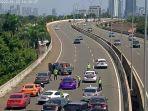 Mobil-mewah-konvoi-di-tol-andara.jpg