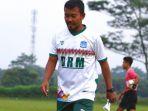 Mustopa-Aji-yang-kini-asisten-pelatih-Perserang-Serang.jpg
