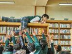 Netflix-Rilis-Trailer-Perdana-Drakor-Terbaru-All-of-Us-Are-Dead-Tegangnya-Anak-SMA-Hadapi-Zombie.jpg