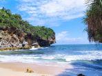 Pantai-Kayu-Arum-Jogja.jpg