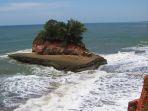 Pantai-Lais-Bengkulu-Utara.jpg
