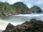 Pantai-Mbongosan-Yogyakarta.jpg
