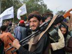 Pejuang-Taliban-merayakan-setelah-AS-menarik-semua-pasukannya-keluar-afghanistan.jpg