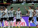 Pemain-Argentina-Lionel-Messi-vs-australia.jpg