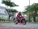 Riding-Test-New-Honda-CBR250RR.jpg