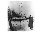 Robert-Goddard-roket.jpg