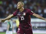 Salomon-Rondon-1.jpg
