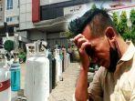 Shiri-menangis-saat-mengantre-oksigen-di-Jalan-Veteran.jpg